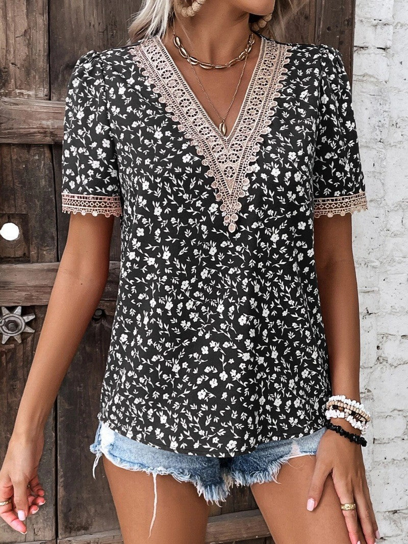 Damen Lockere Bluse mit floralem Muster und Spitzenverzierungen Stalluxe