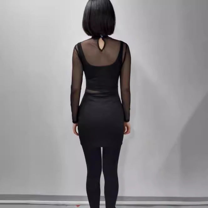 Damen Mini-Kleid mit transparenten Ärmeln und funkelndem Detail Stalluxe