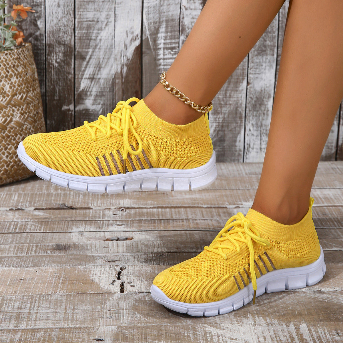 Damen Sportliche Sneakers mit atmungsaktivem Strickoberteil Stalluxe