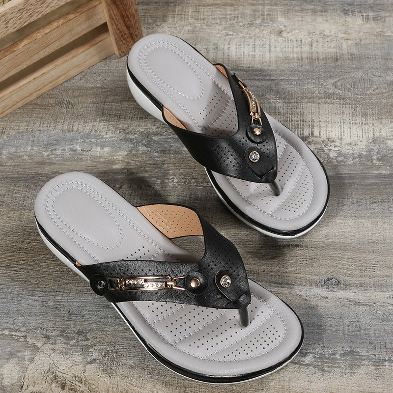 Damen Komfortable Flip-Flop-Sandalen mit ergonomischer Sohle und verspieltem Design Stalluxe
