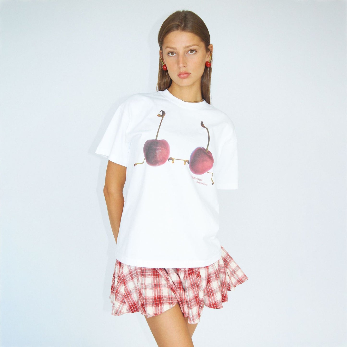 Damen T-Shirt mit kreativem Kirschmotiv und lässigem Schnitt Stalluxe