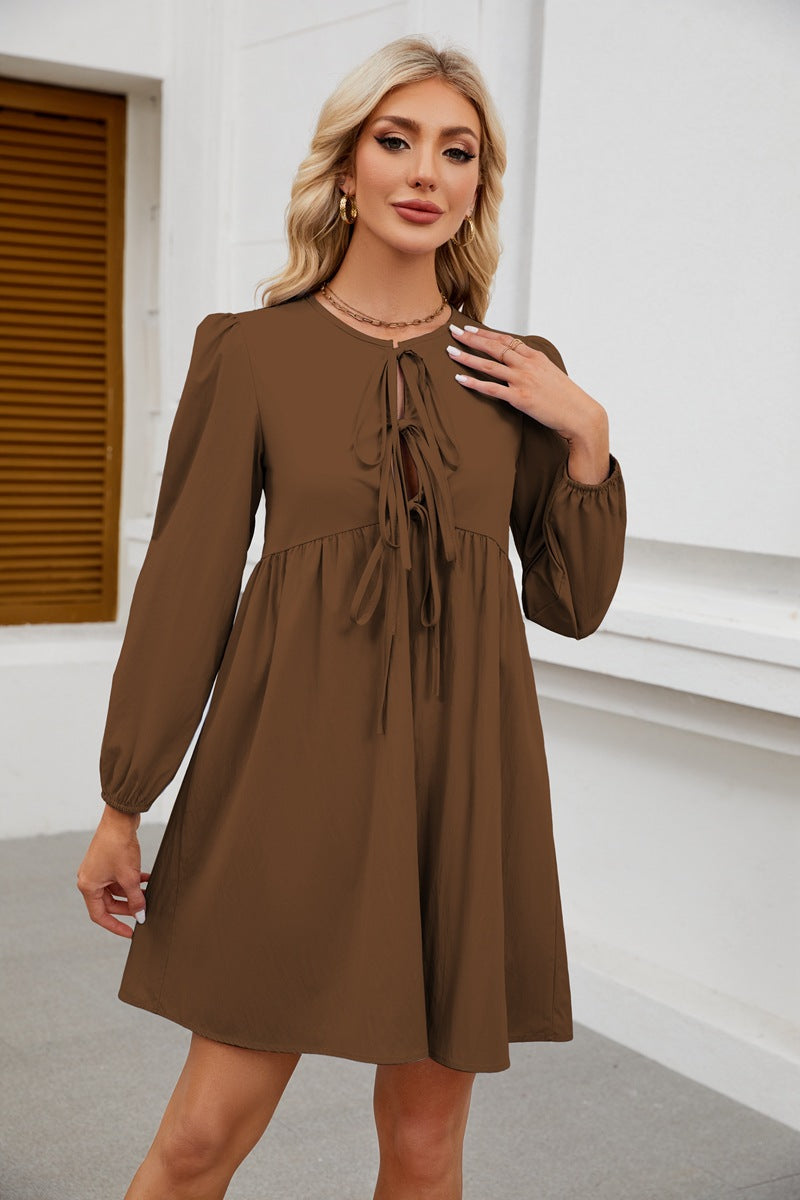 Damen verspielt tailliertes Kleid mit Schleifenöffnung und Puffärmeln Stalluxe