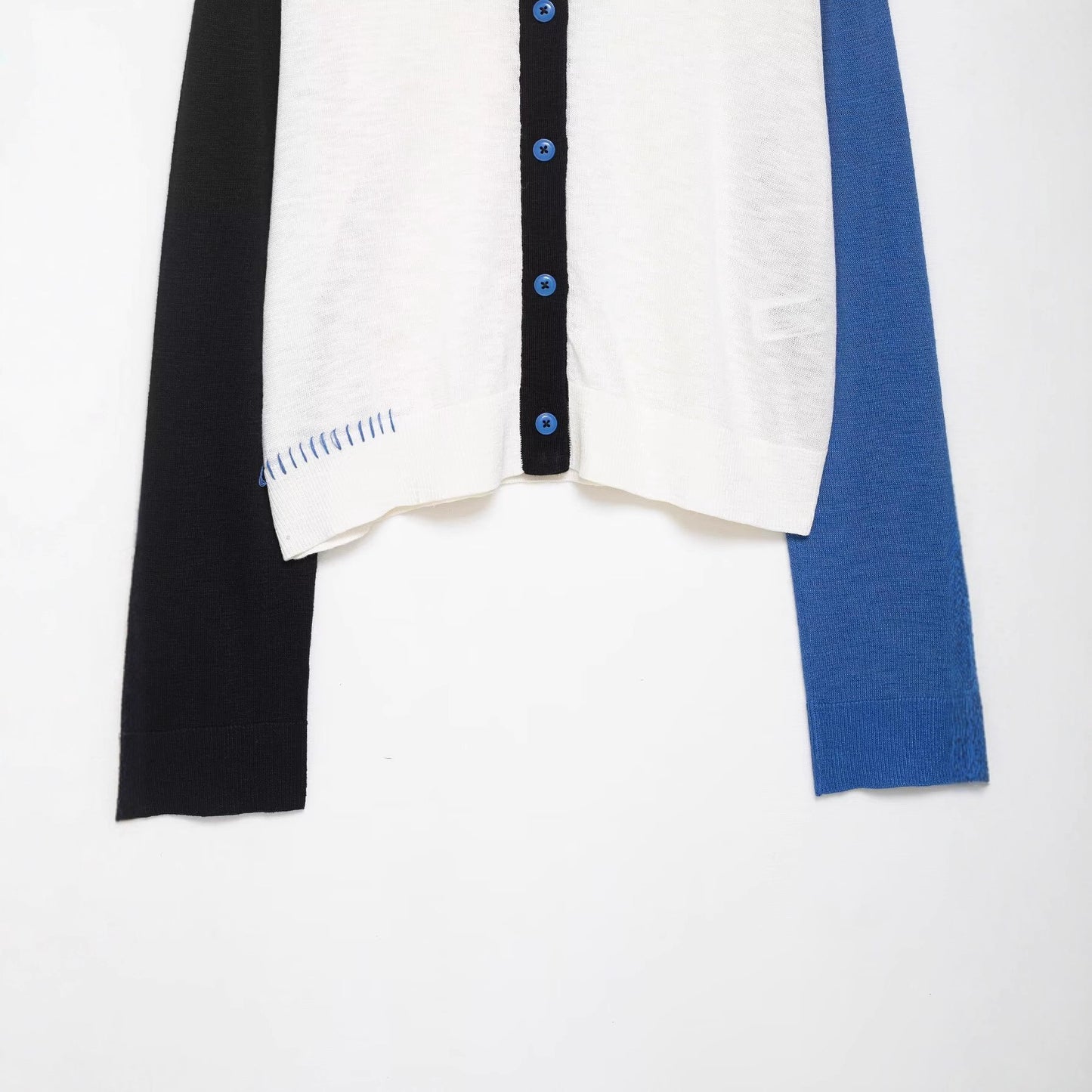 Damen modische kurzärmelige Strickjacke mit Kontrastnähten und Knopfverschluss Stalluxe