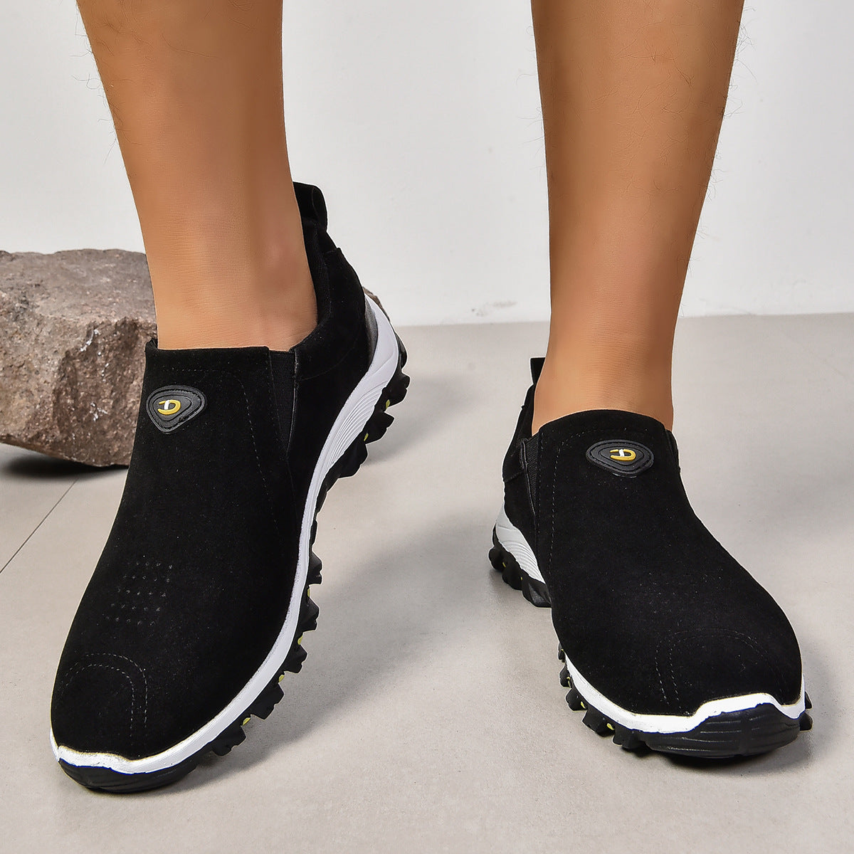 Damen sportliche Slip-On Sneakers mit atmungsaktivem Obermaterial und rutschfester Sohle Stalluxe