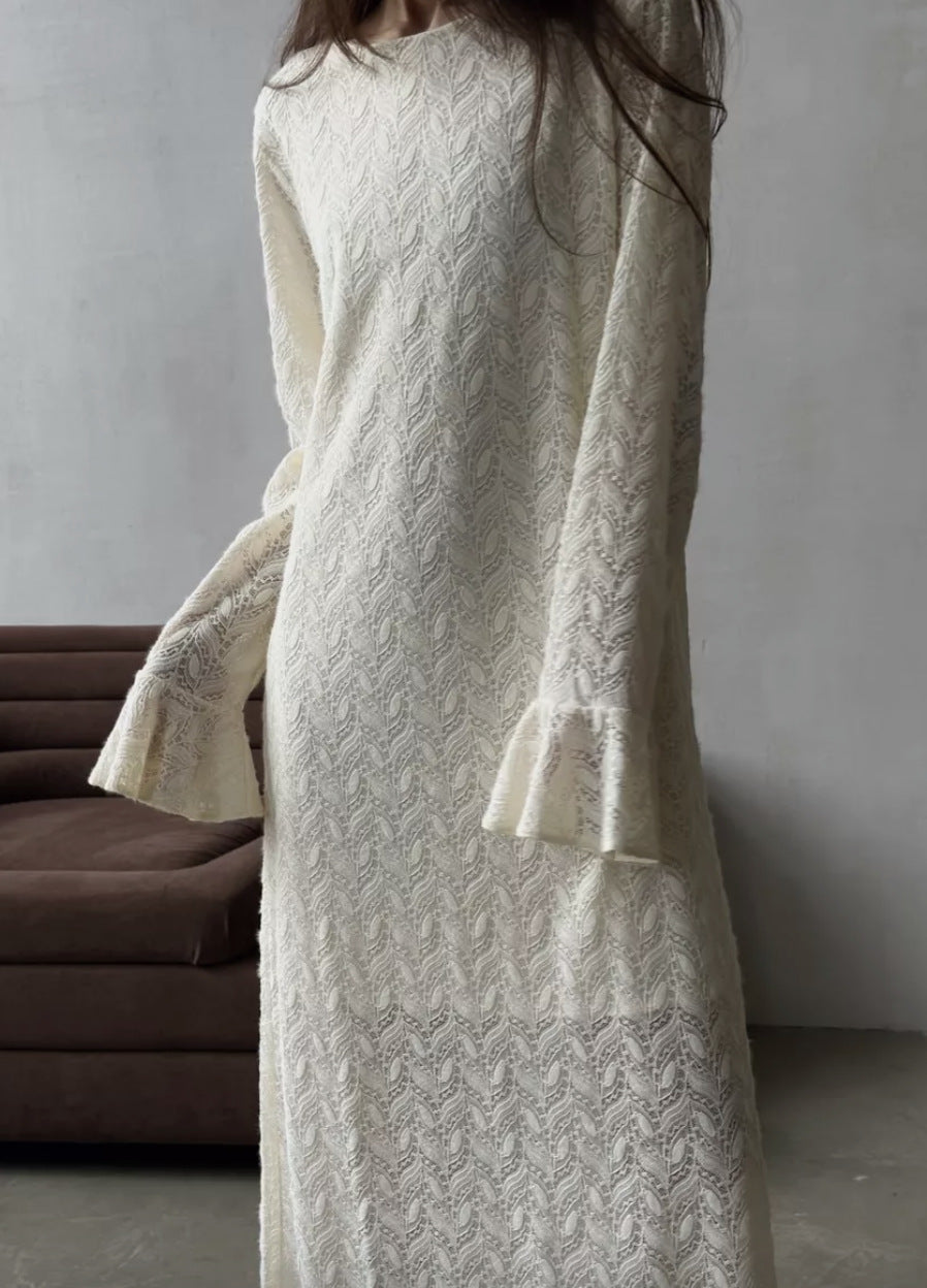 Damen elegantes Spitzenkleid mit weit geschnittenen Ärmeln und femininer Silhouette Stalluxe