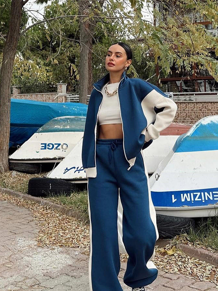 Damen Sportliches Sweatsuit mit kontrastierenden Einsätzen und hohem Kragen Stalluxe