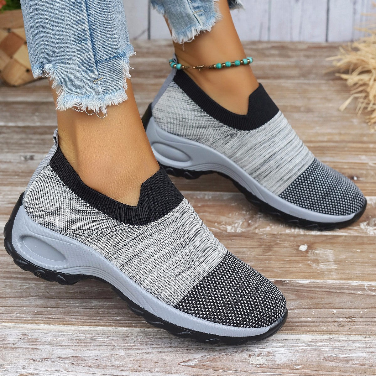 Damen Atmungsaktive Slip-On Sneakers mit elastischem Einsatz Stalluxe