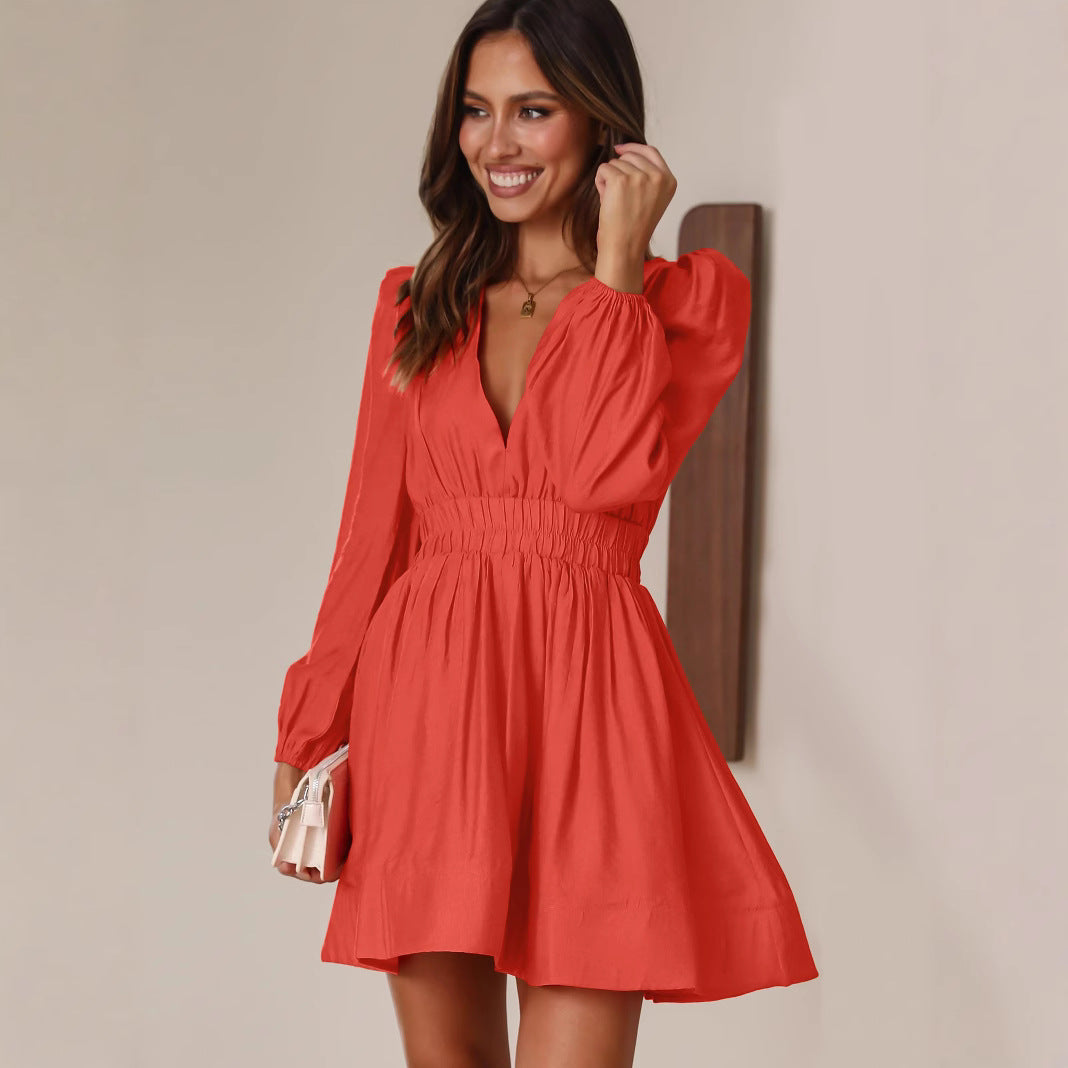 Damen Mini Kleid mit V-Ausschnitt und voluminösen Ärmeln Stalluxe
