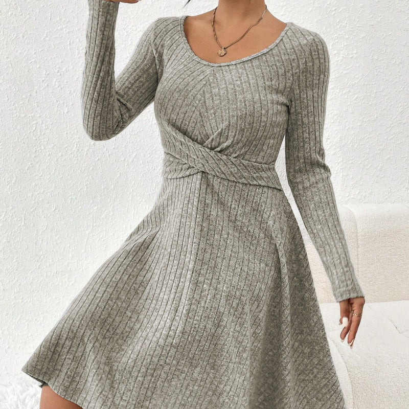 Damen Fließendes Jerseykleid mit Wickelbund und langen Ärmeln Stalluxe