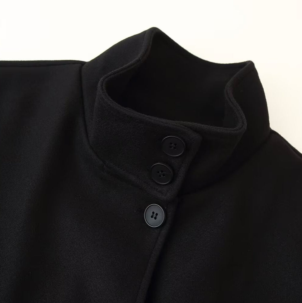 Damen modische Jacke mit hochgeschlossenem Kragen und Knopfdetails Stalluxe