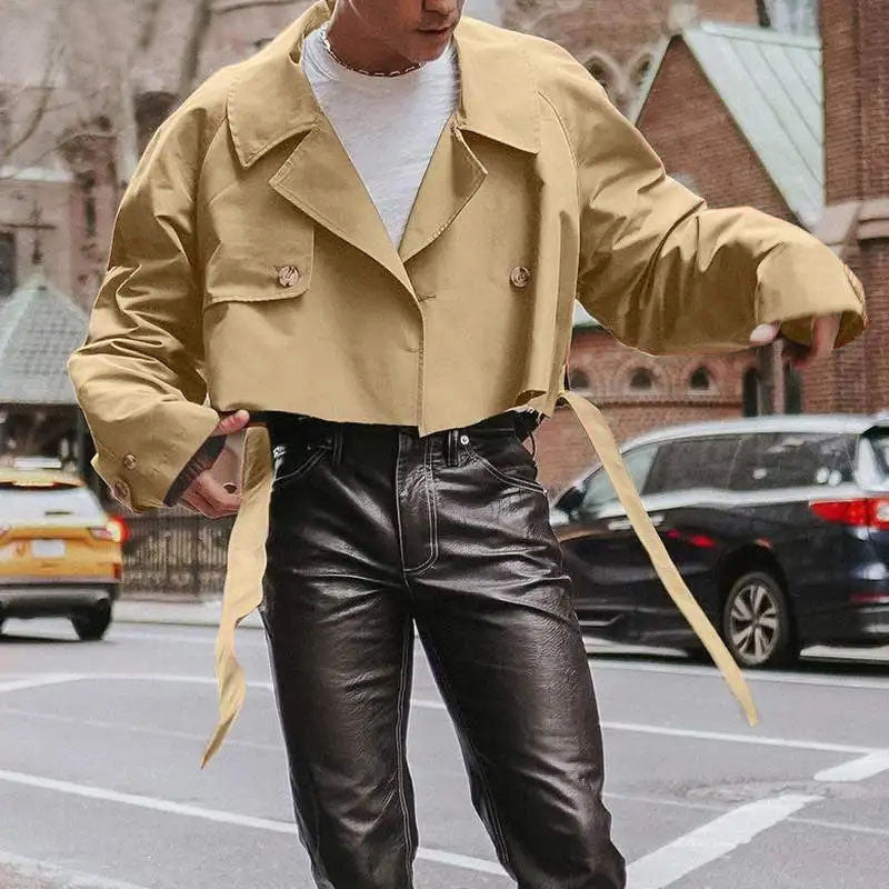 Damen Kurze Jacke mit doppelter Knopfleiste und bindbarem Saum Stalluxe