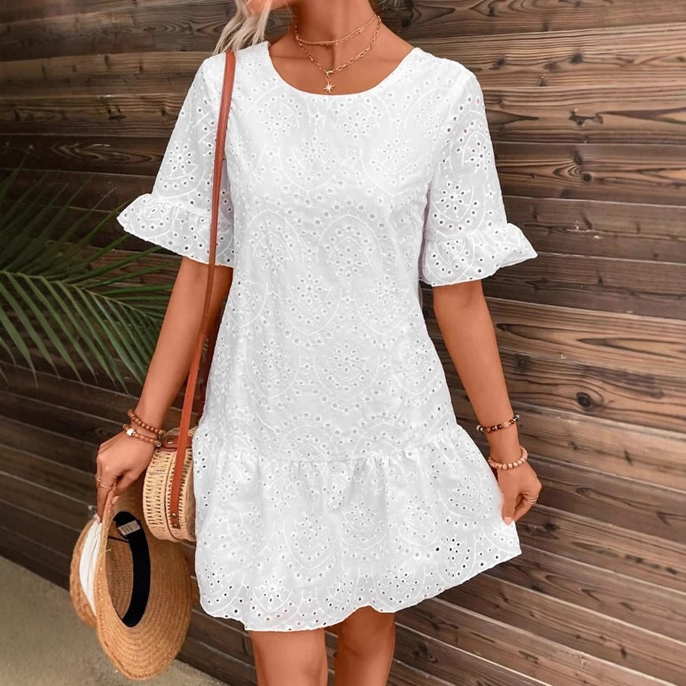 Damen Sommerliches Spitzenkleid mit voluminösen Rüschensäumen Stalluxe