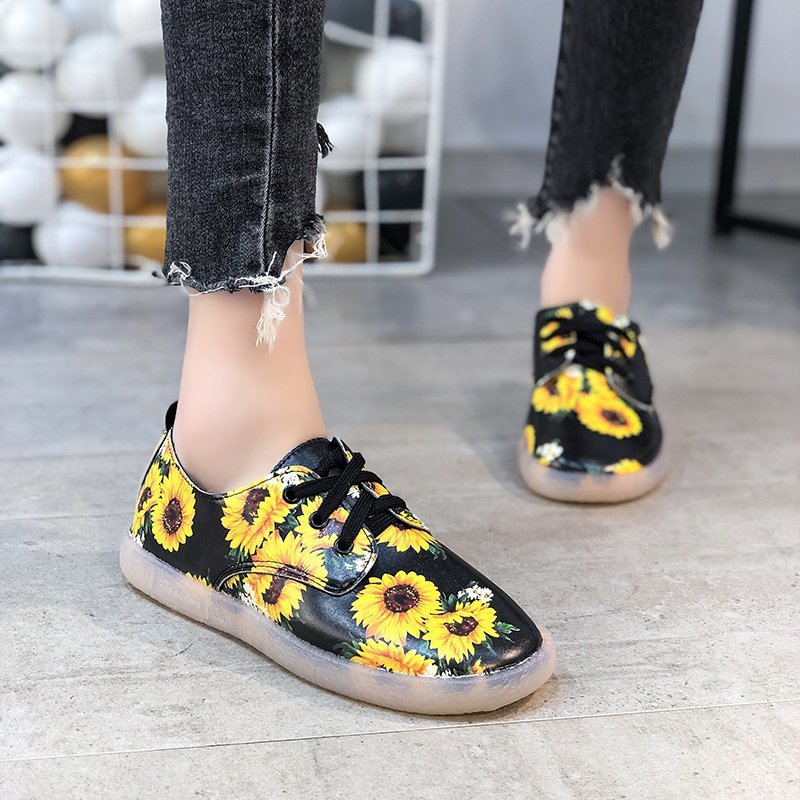 Damen modische Sneaker mit Sonnenblumen-Muster und rutschfester Sohle Stalluxe