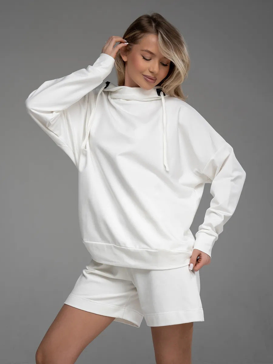 Damen lässiger Hoodie mit oversized Schnitt und passenden Shorts Stalluxe