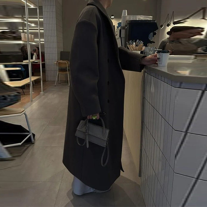 Damen Eleganter Langmantel mit doppelter Knopfleiste und breitem Kragen Stalluxe