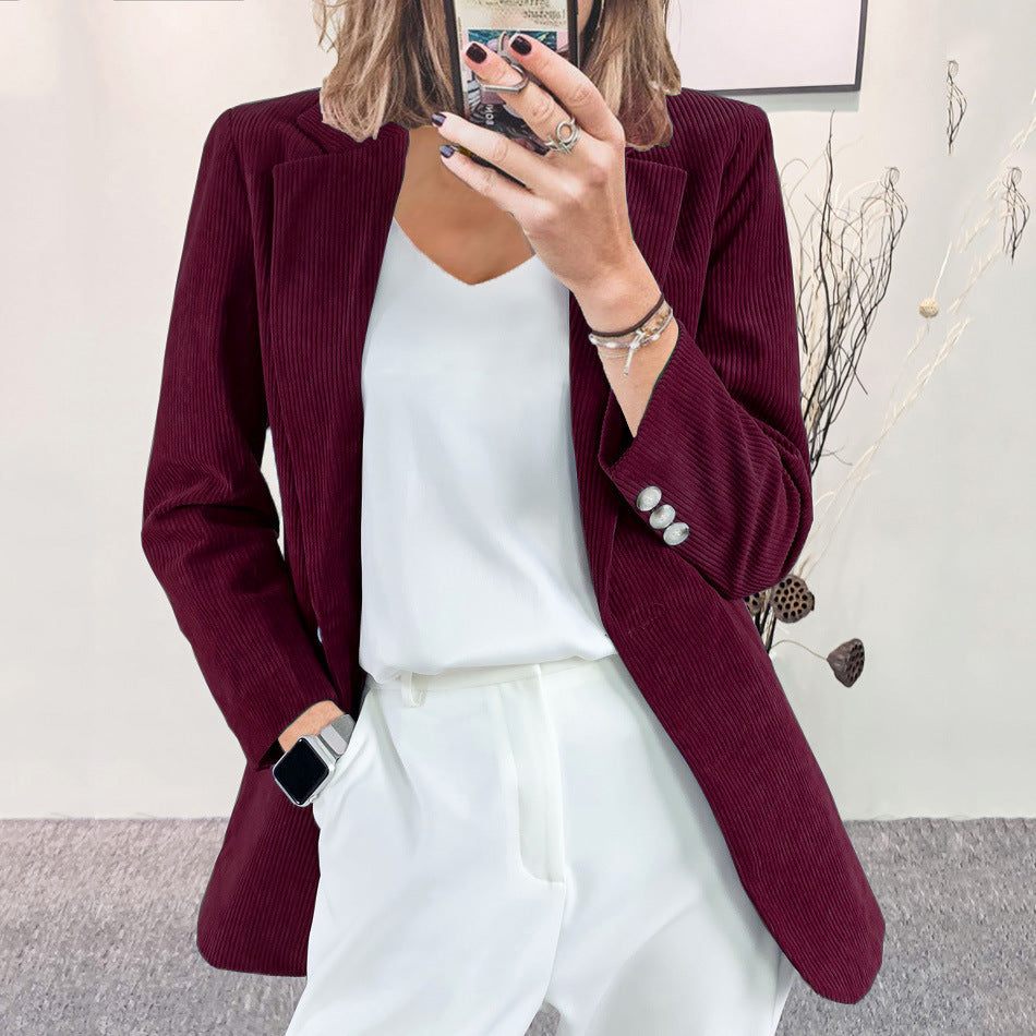 Damen elegante Cordjacke mit strukturiertem Design und modischen Details Stalluxe