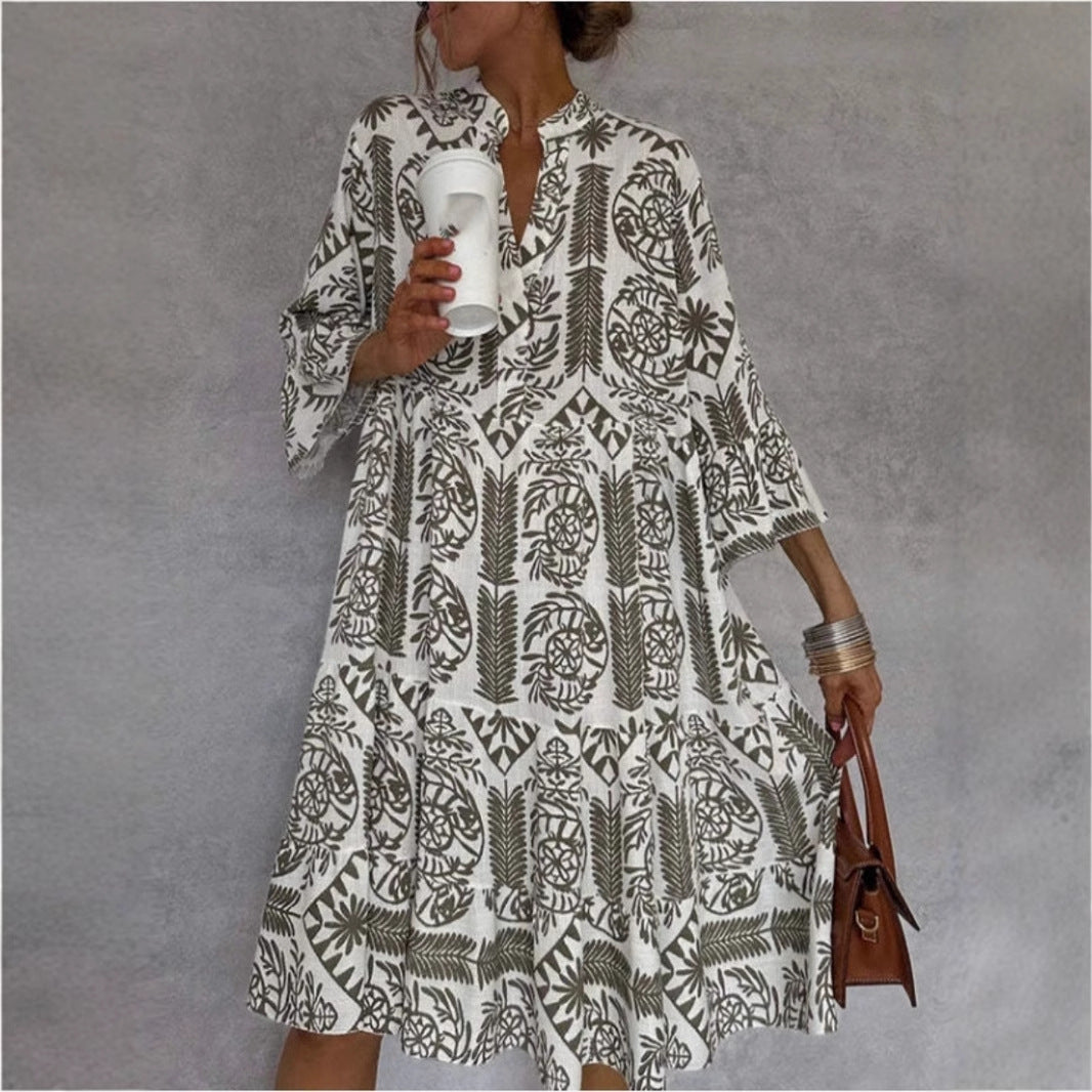 Damen Tunika-Kleid mit floralem Design und lockerer Passform Stalluxe