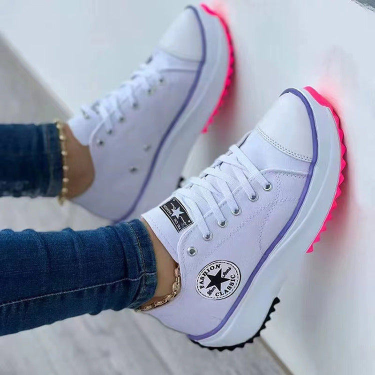 Damen Sportliche Sneaker im trendigen Design mit rutschfester Sohle Stalluxe