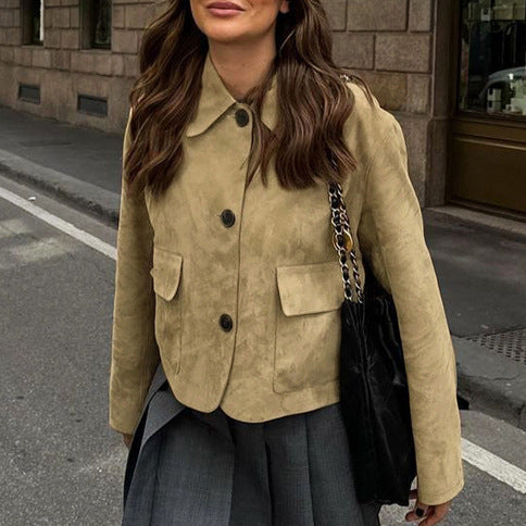 Damen Kurzjacke aus Wildleder mit großen Taschen und Button-Down-Verschluss Stalluxe