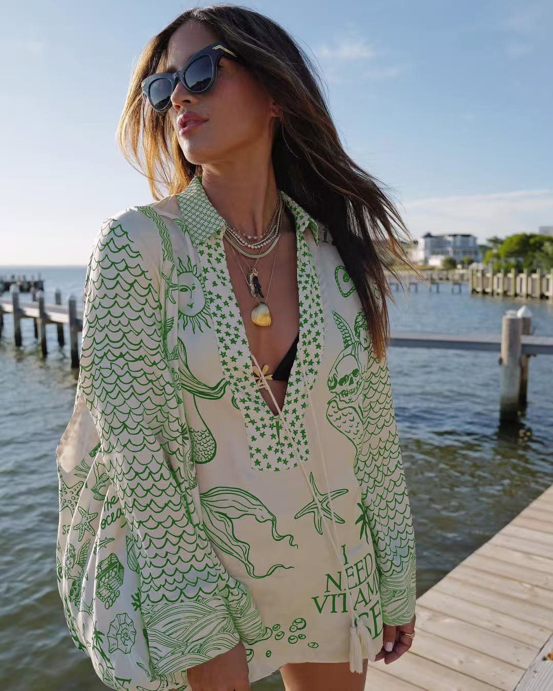 Damen lässige Strandbluse mit kunstvollem maritimem Druck und schickem V-Ausschnitt Stalluxe