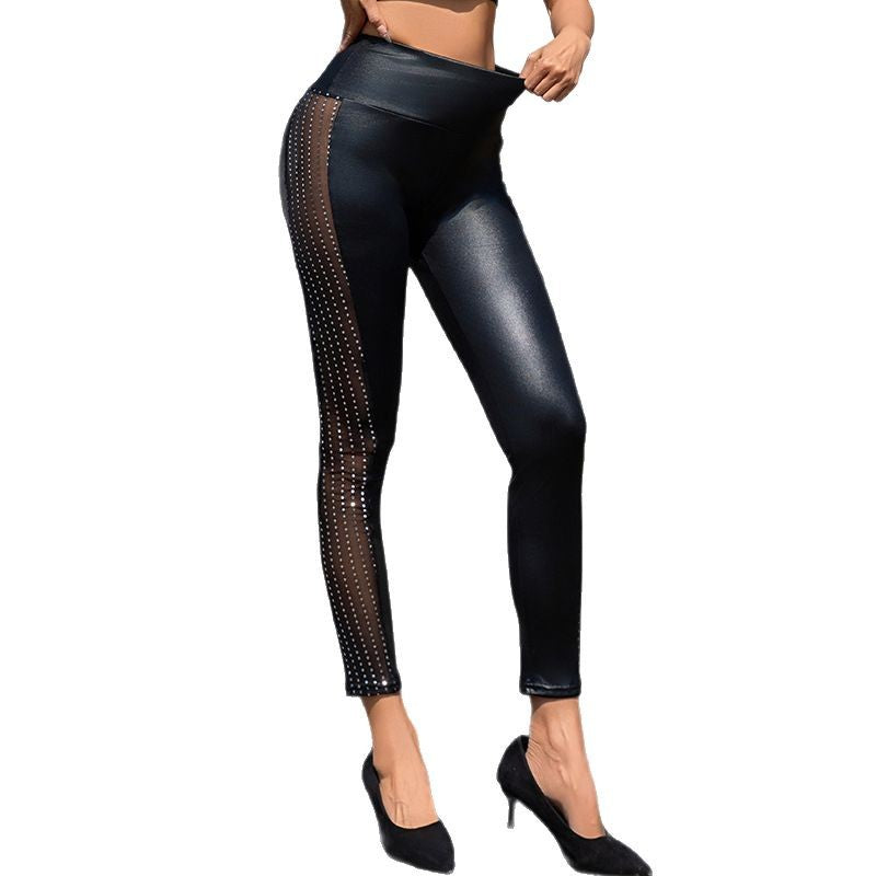 Damen Hochglänzende Leggings mit transparenten Mesh-Einsätzen und Strass-Detail Stalluxe