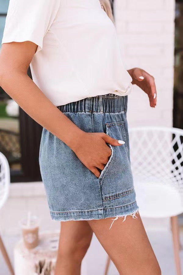 Damen Design-Denim-Shorts mit elastischem Bund und praktischen Taschen Stalluxe