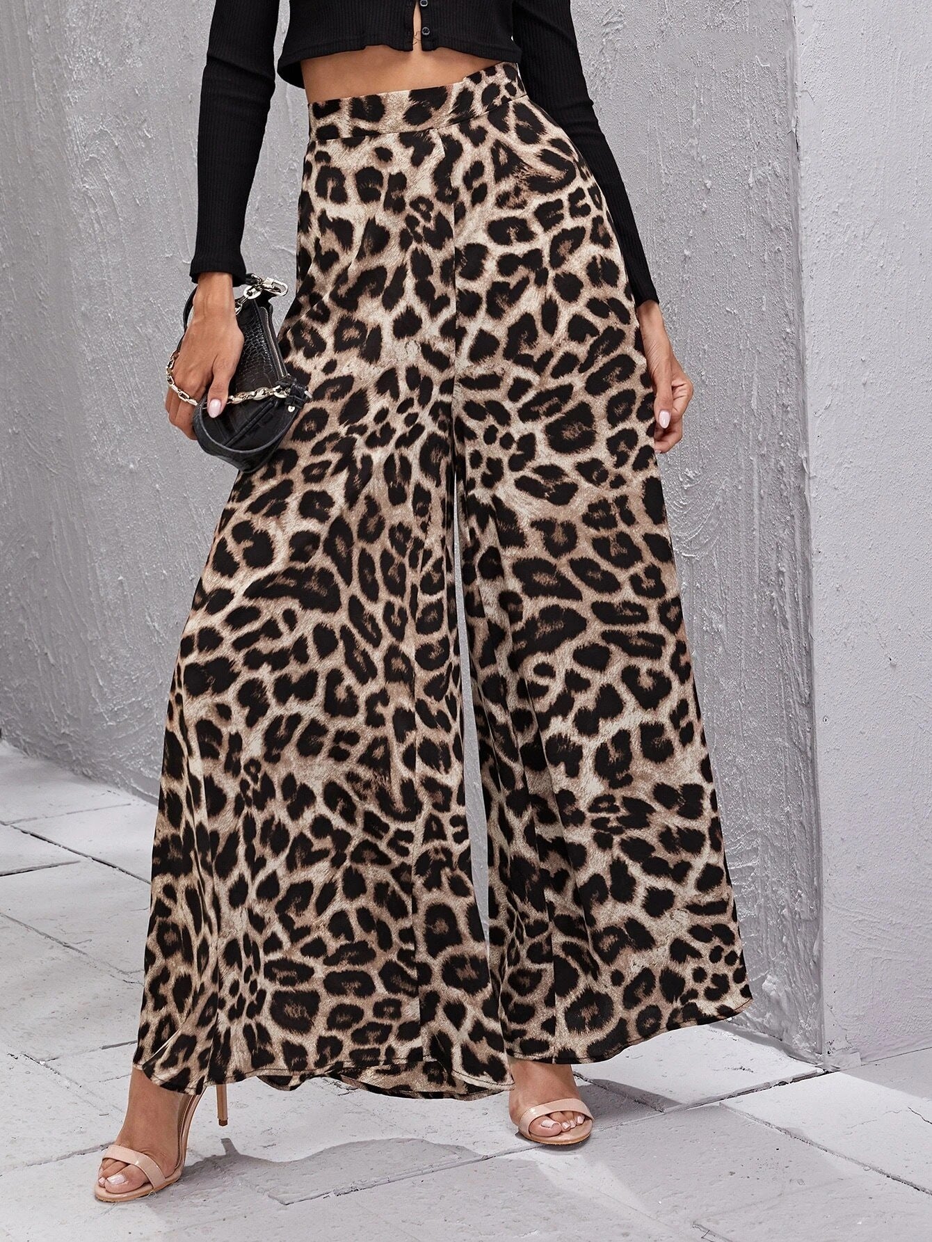 Damen Weitbeinige Hose im trendigen Leopardenmuster Stalluxe