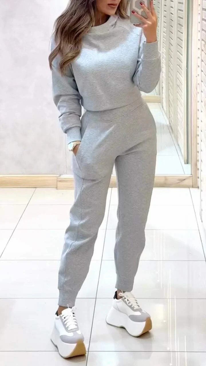 Damen sportlicher Lounge-Anzug mit cropped Oberteil und elastischen Hosen Stalluxe