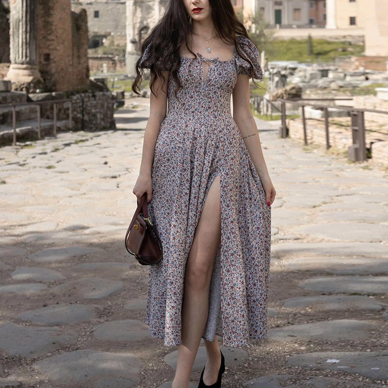 Damen Blumenkleid mit Schößchen und hoher Schlitze Stalluxe