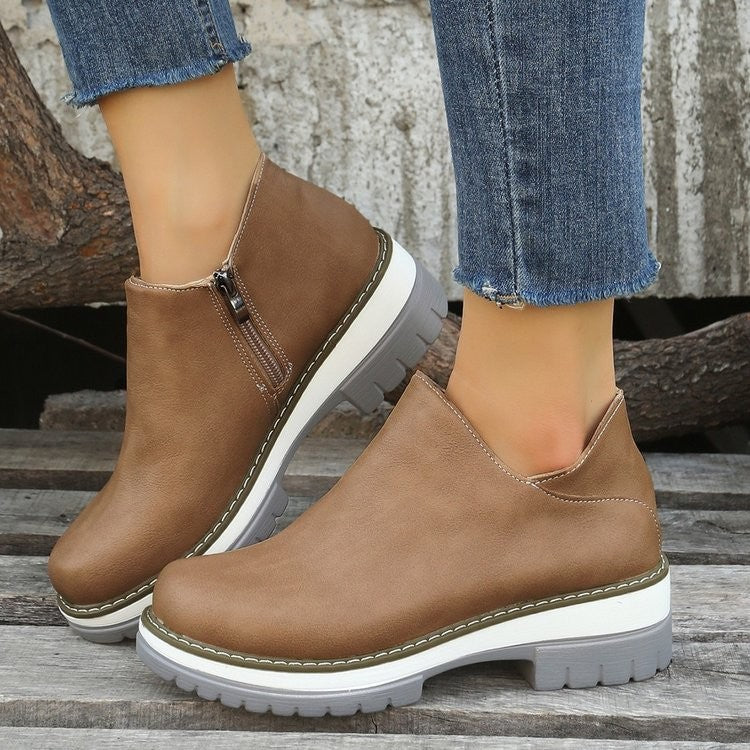 Damen Komfortable Clogs mit elegantem Reißverschluss und rutschfester Sohle Stalluxe
