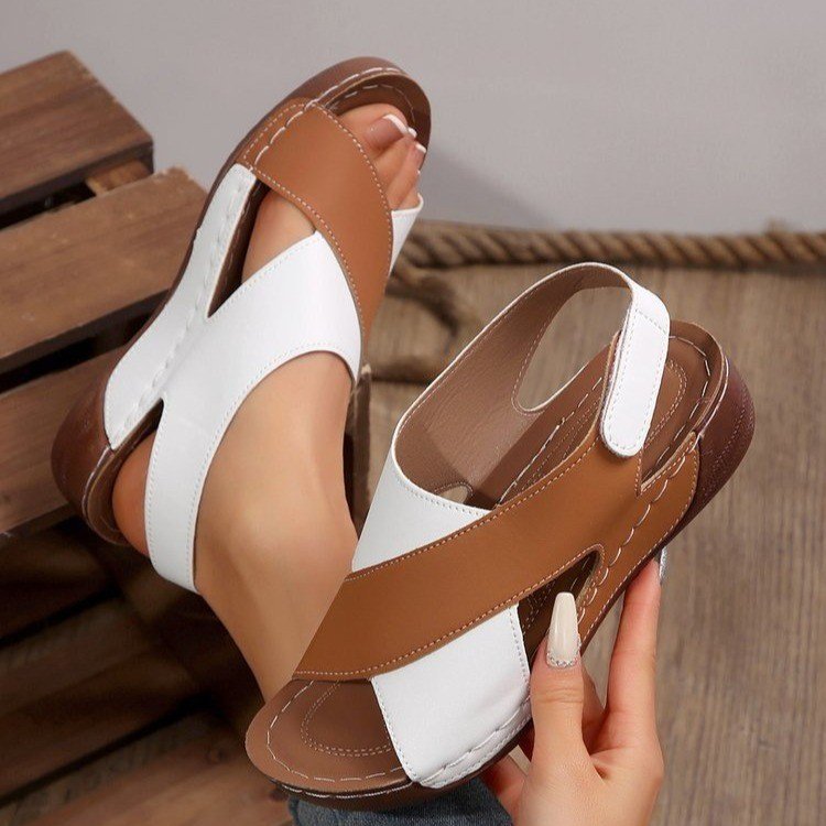 Damen Elegante Zehentrenner-Sandalen mit dekorativen Kreuzriemen und bequemem Fußbett Stalluxe