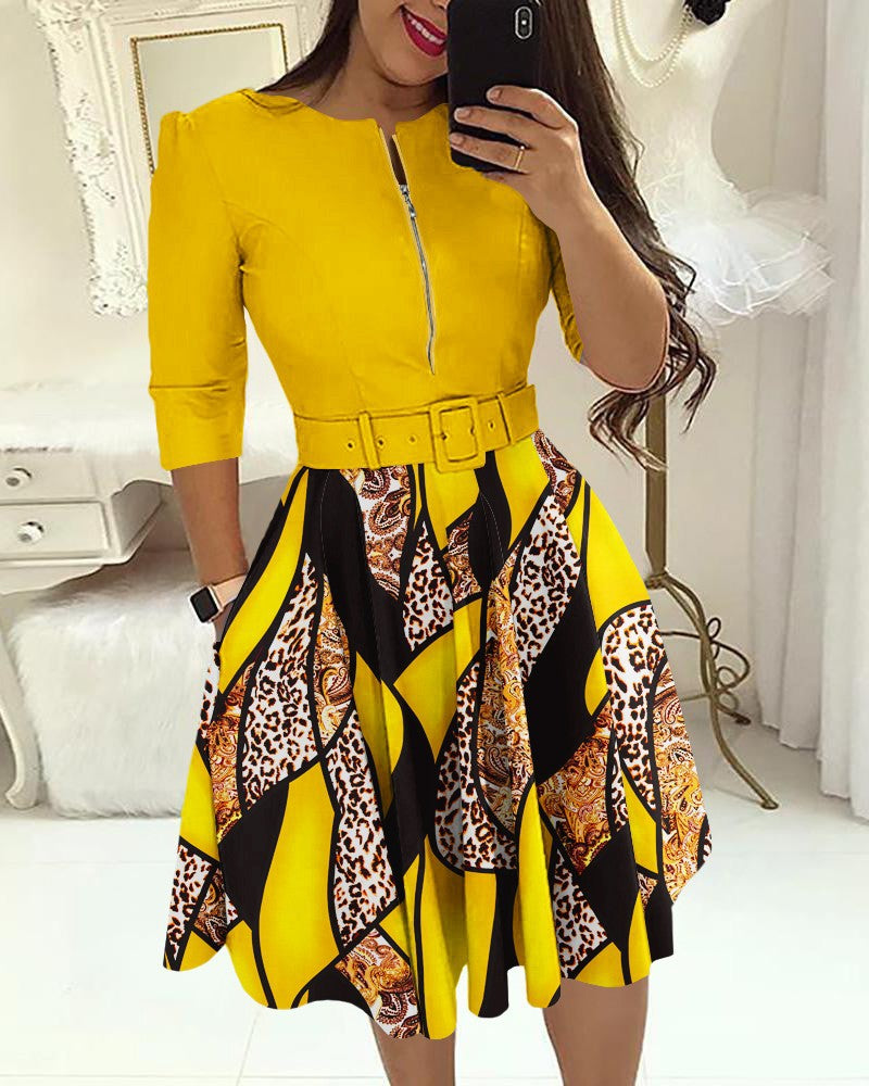 Damen Kleid mit modischem Zip-Design und betontem Taillenbund Stalluxe