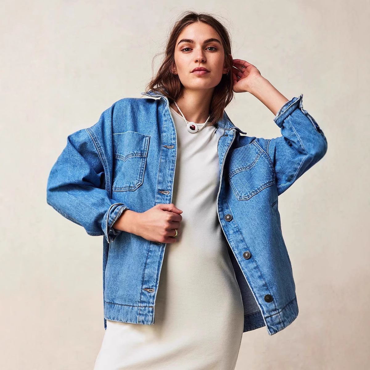 Damen Übergroße Denim-Hemdjacke mit Taschen und flexibler Passform Stalluxe