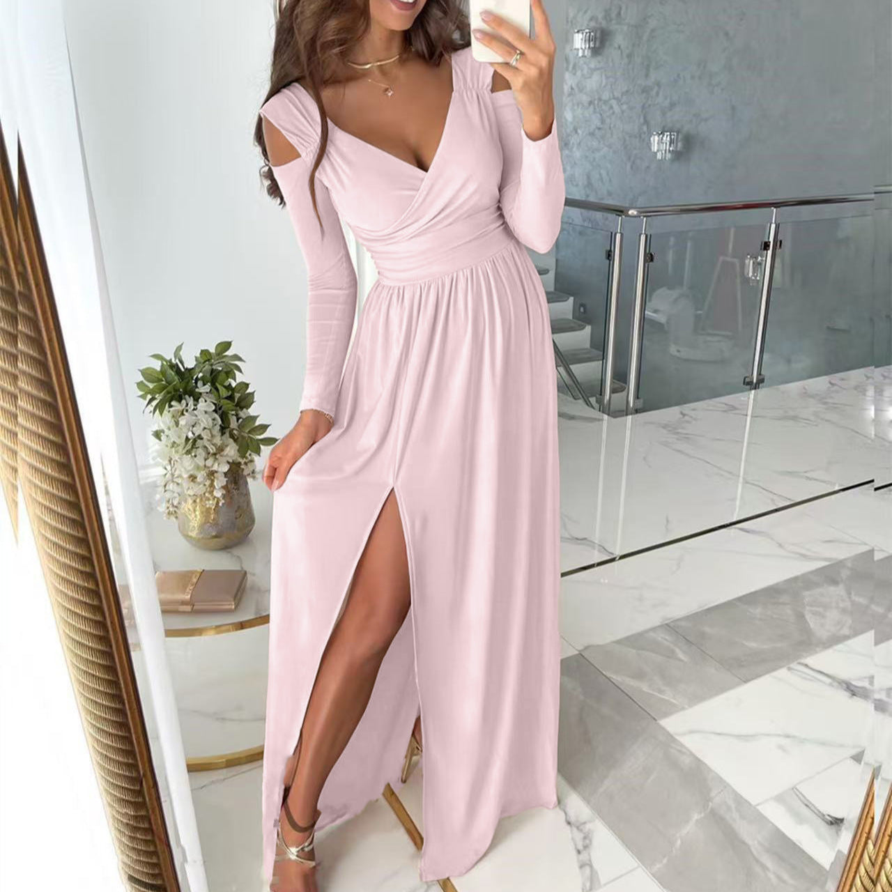 Damen Maxikleid mit körperbetontem Schnitt und eleganten Ärmeln Stalluxe
