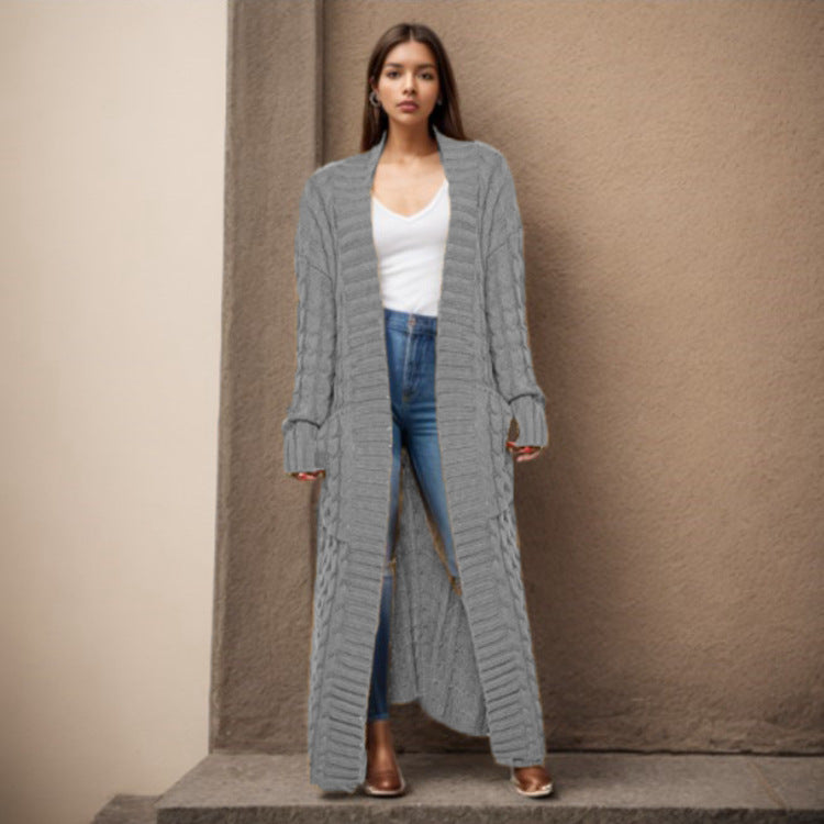 Damen Langer Strickcardigan mit raffiniertem Zopfdesign und praktischen Taschen Stalluxe