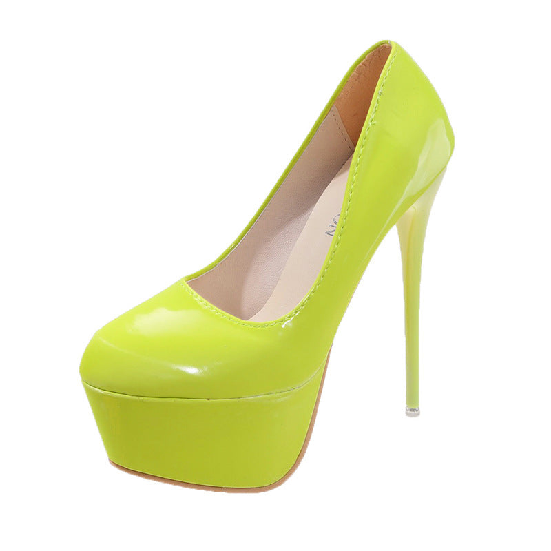 Damen Plateau-Pumps mit glänzendem Obermaterial und hohem Stiletto-Absatz Stalluxe