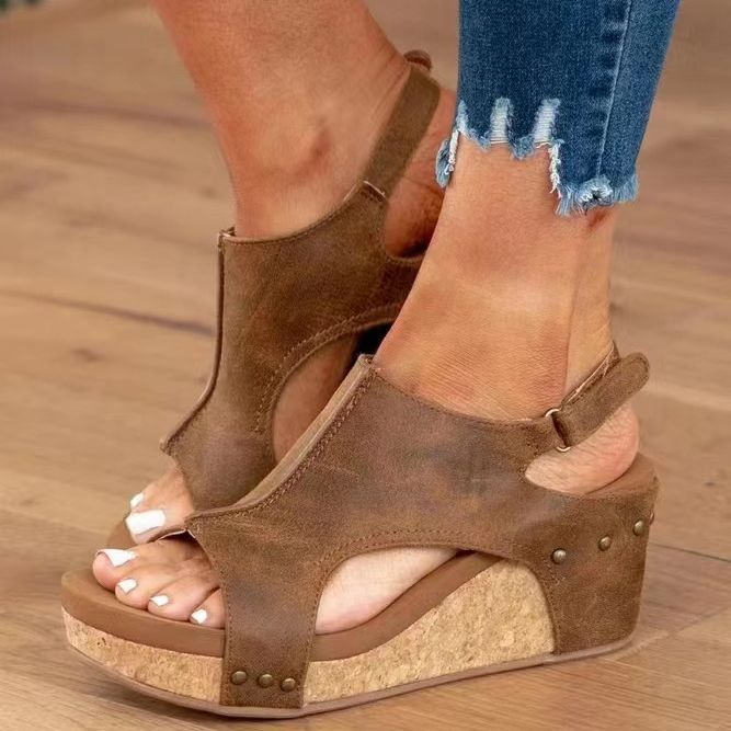 Damen Glitzernde Wedge-Sandaletten mit Korksohle und modischen Metallakzenten Stalluxe