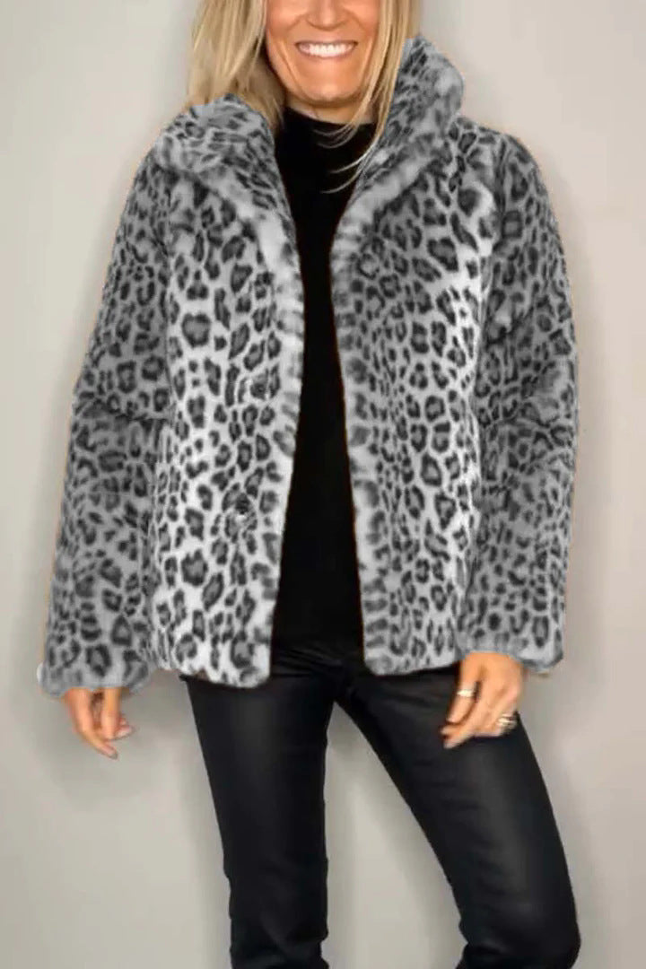 Damen Flauschige Leopardmuster Jacke mit hohem Kragen Stalluxe