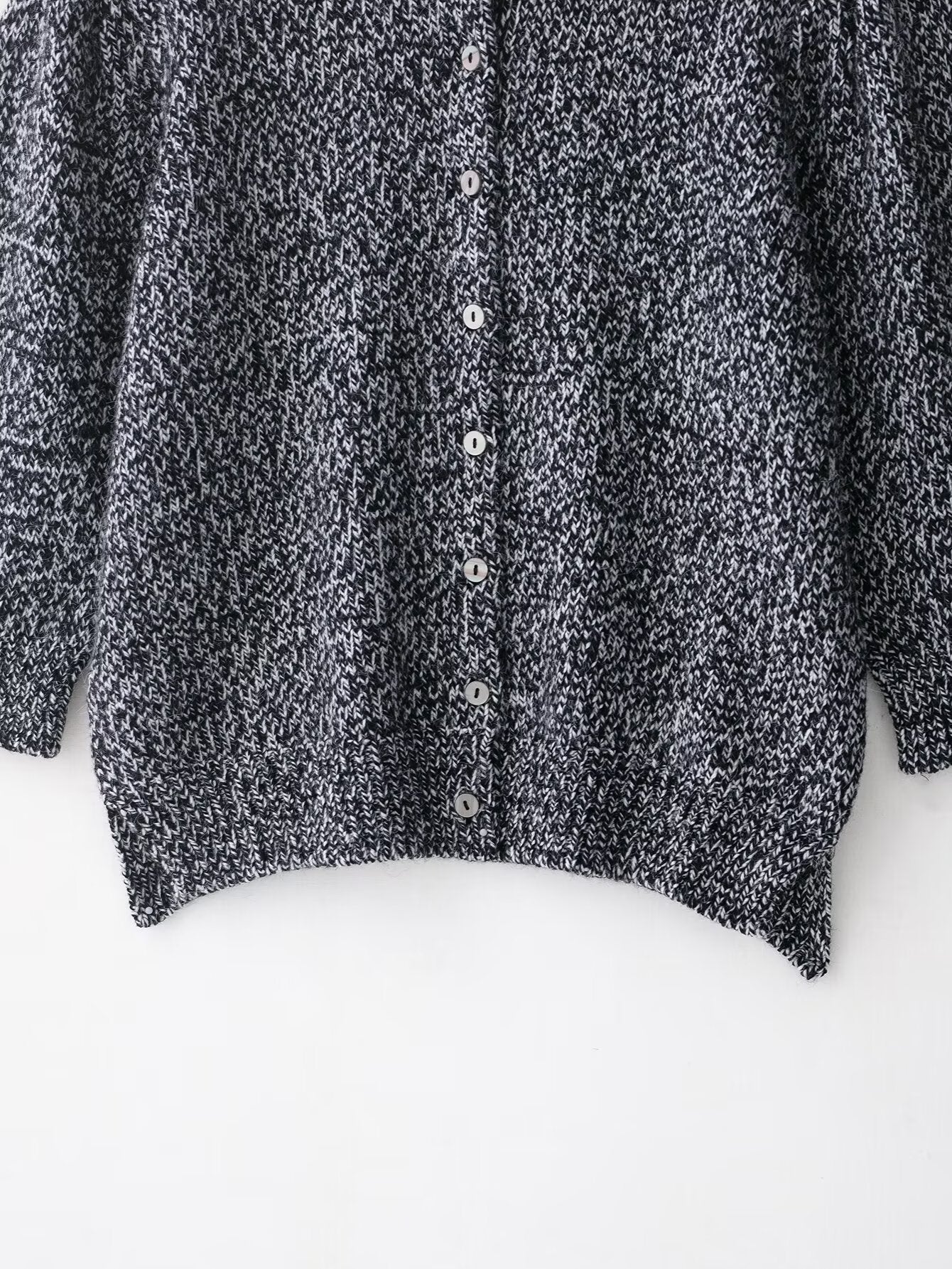 Damen modische Strickjacke mit überschnittenen Schultern und Knopfleiste Stalluxe