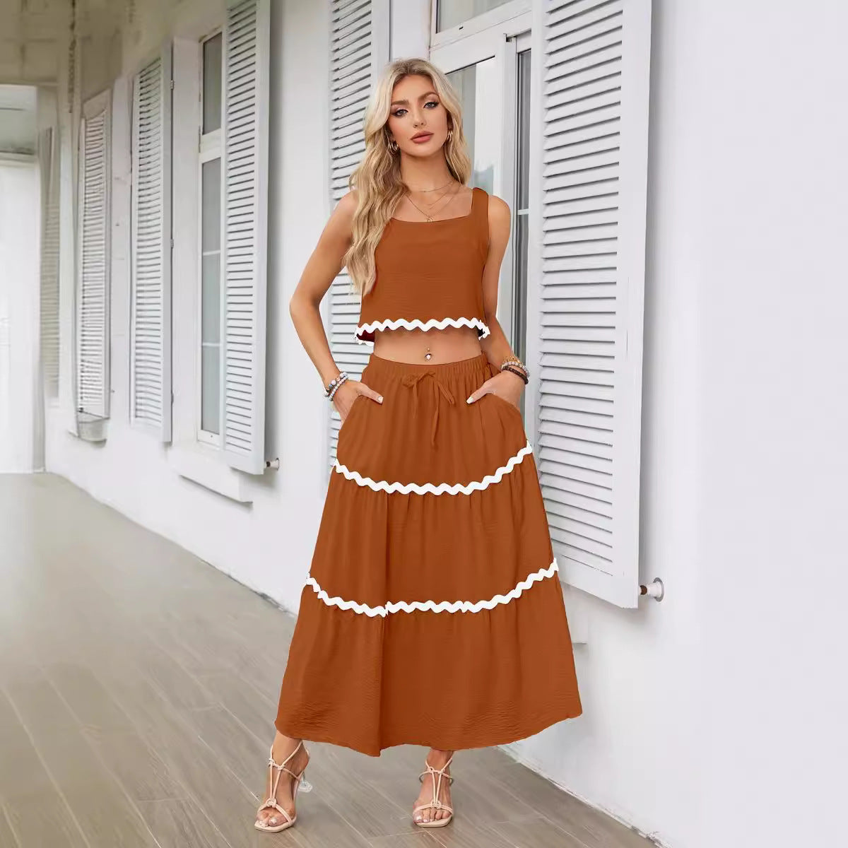 Damen Zweiteiliges Set mit Crop Top und Maxirock im Rüschenstil Stalluxe