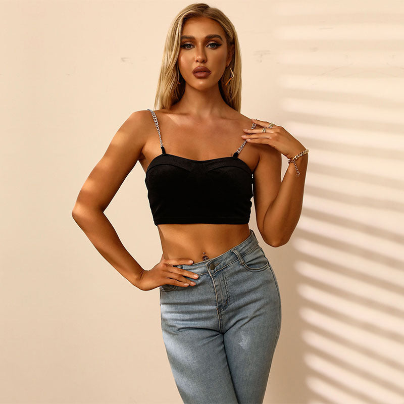 Damen Cropped Top mit dekorativen Kettenträgern und tailliertem Schnitt Stalluxe