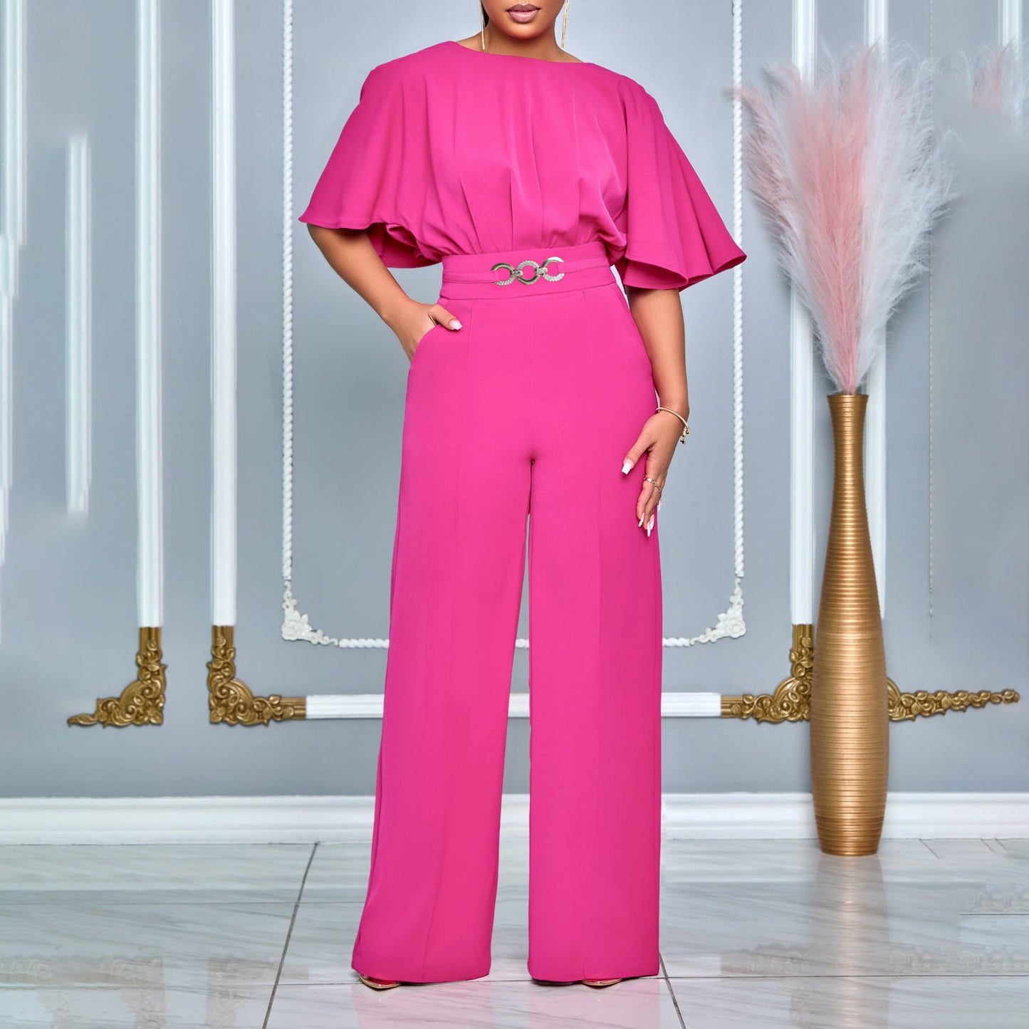 Damen Eleganter Jumpsuit mit weitem Bein und dekorativem Gürtel Stalluxe
