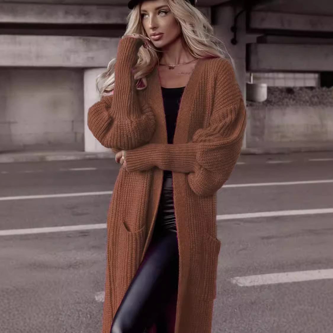 Damen Langer Strickcardigan mit tieferem Rückensaum und lässigem Schnitt Stalluxe