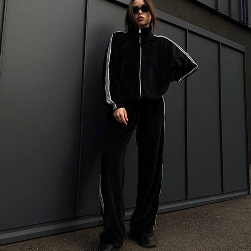 Damen modisches Fleece-Loungewear-Set mit hohem Kragen und praktischen Taschen Stalluxe