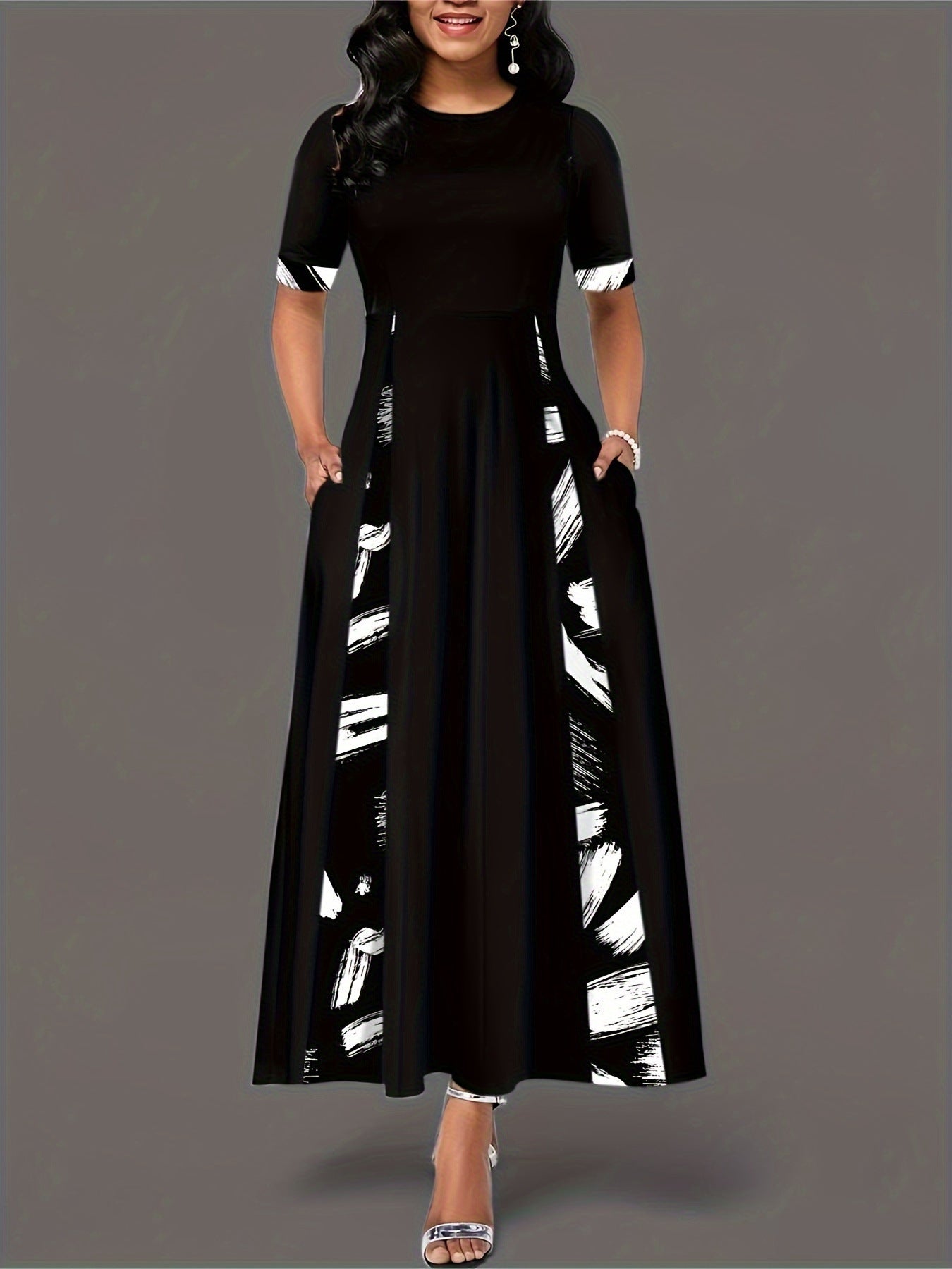 Damen Maxikleid mit künstlerischem Muster und praktischen Taschen Stalluxe