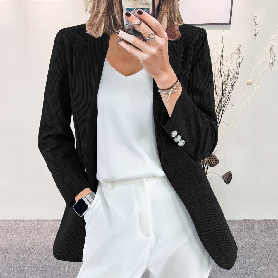Damen elegante Cordjacke mit strukturiertem Design und modischen Details Stalluxe