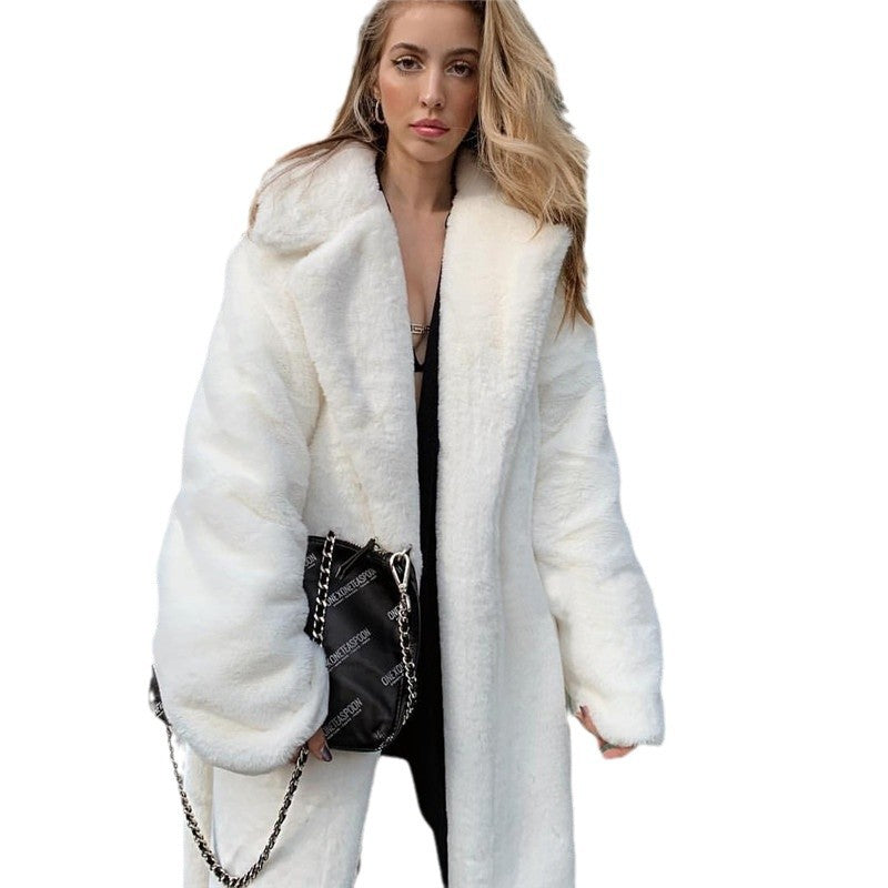 Damen Oversized Kunstpelzmantel mit Kapuze und strukturiertem Design Stalluxe