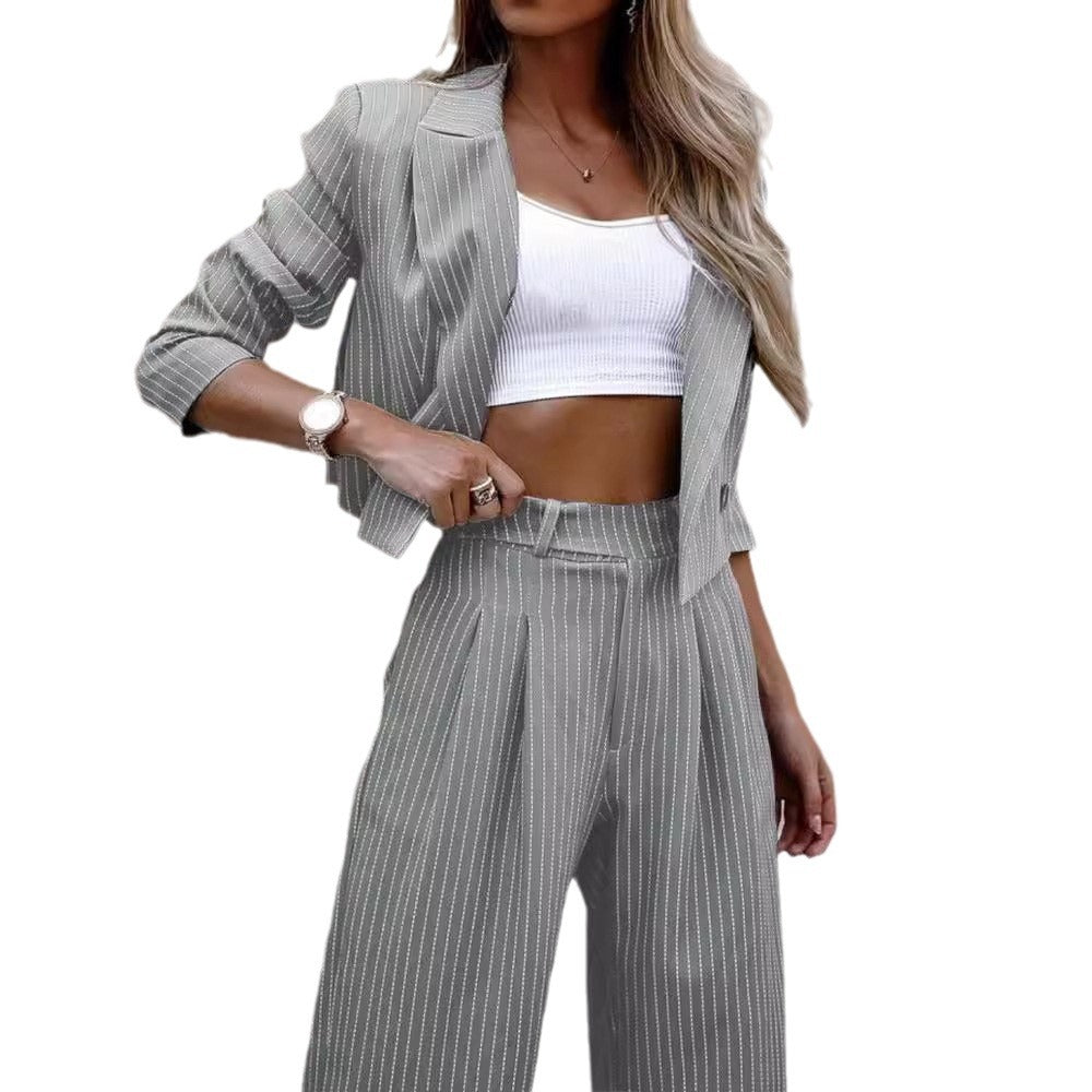 Damen modernes Blazer-Outfit mit weitem Schnitt und Streifenmuster Stalluxe
