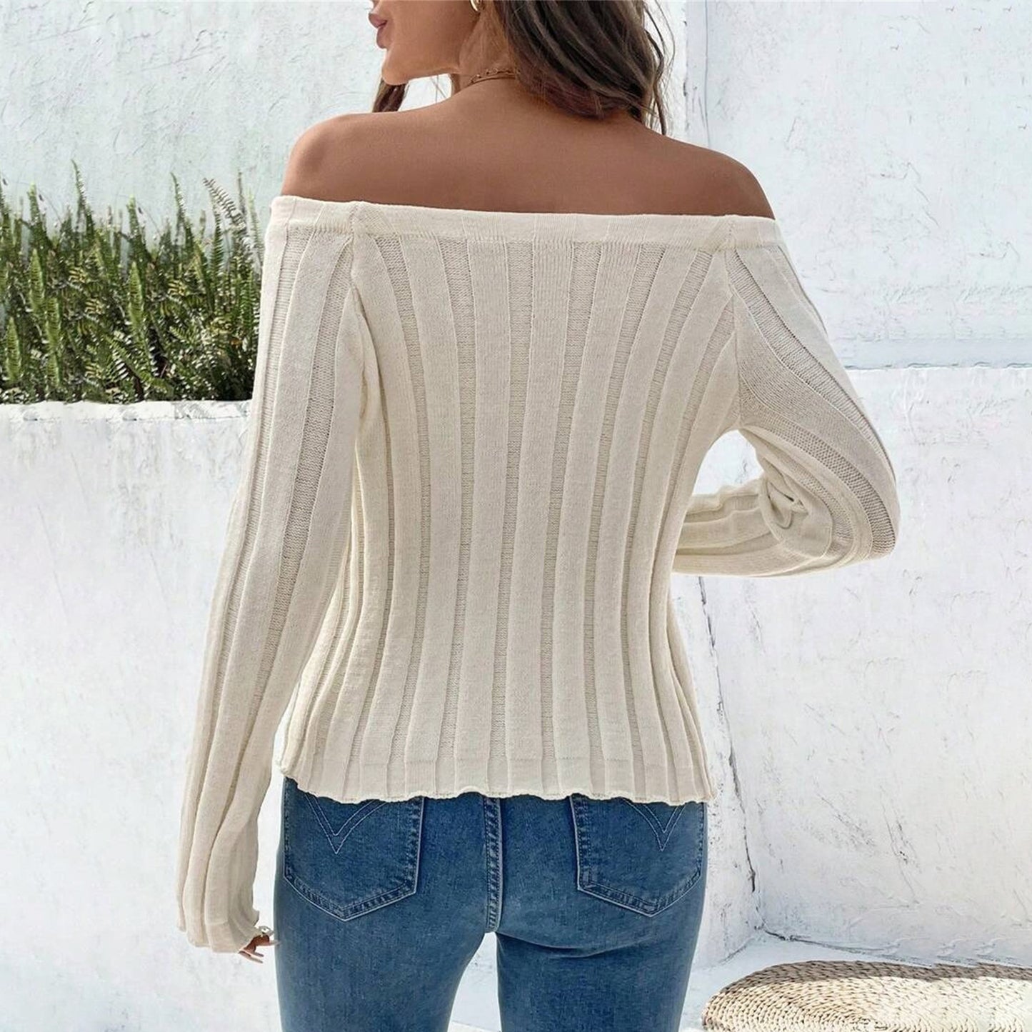 Damen Strickoberteil mit schulterfreiem Design und dekorativen Knöpfen Stalluxe