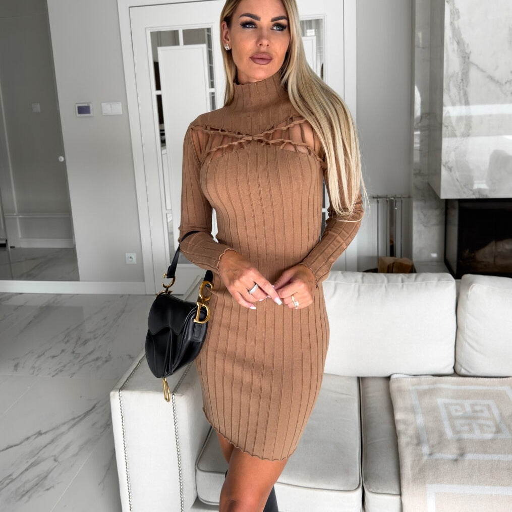 Damen figurbetontes Strickkleid mit markantem Ausschnitt Stalluxe
